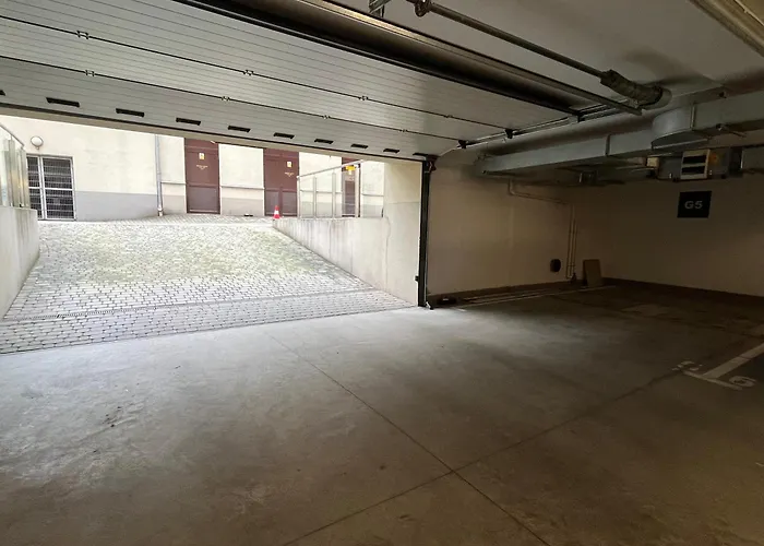 Old Town With Ac & Parking, 5 Min Main Sq & Kazimierz Apartament Kraków