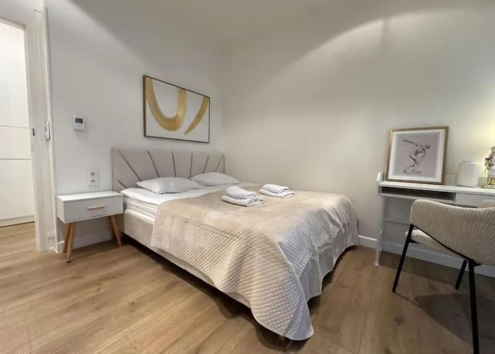 Old Town With Ac & Parking, 5 Min Main Sq & Kazimierz