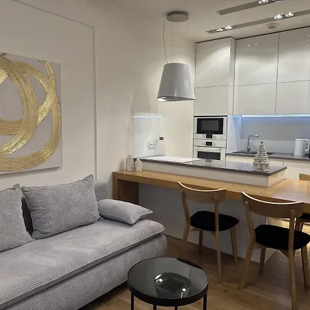 Free Garage Parking & Ac, Luxury - Old Town & Kazimierz 아파트